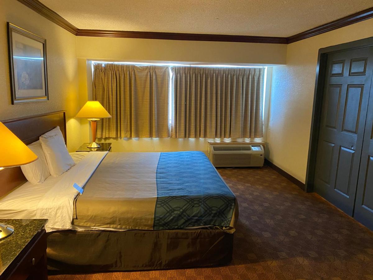 Rodeway Inn Sandston Pokoj fotografie