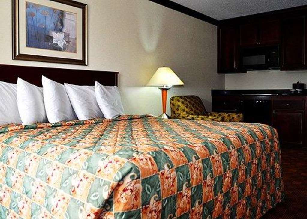 Rodeway Inn Sandston Pokoj fotografie