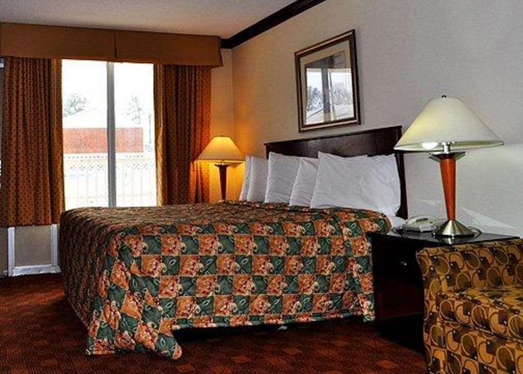 Rodeway Inn Sandston Pokoj fotografie